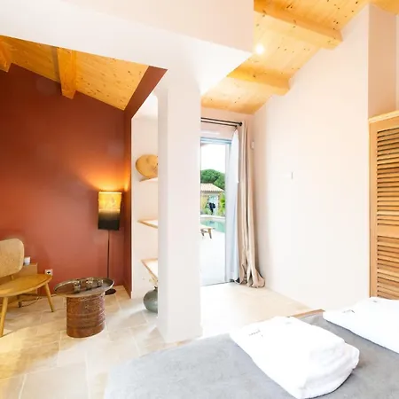 La Maison D'yvonne 招待所