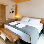 Guest house La Maison D'yvonne Grand-Village-Plage